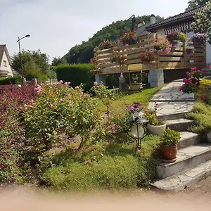Séjour chez l'habitant Volcans D'auvergne -, Pontaumur